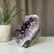 AMETHYST stone geode, Beautiful natural amethyst with agate formations, Top grade Uruguayan amethyst, Large crystals amethyst