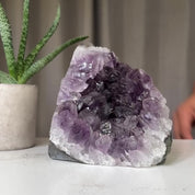 AMETHYST stone geode, Beautiful natural amethyst with agate formations, Top grade Uruguayan amethyst, Large crystals amethyst