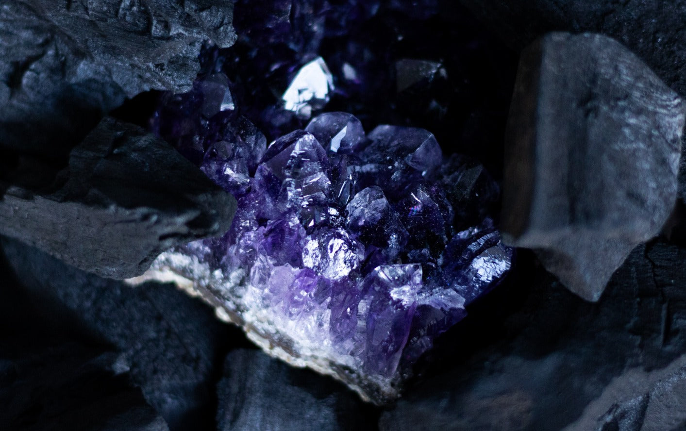 raw amethyst from nature