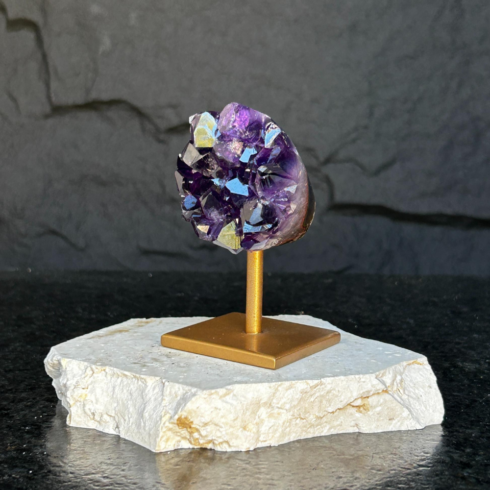 amethyst display crystal