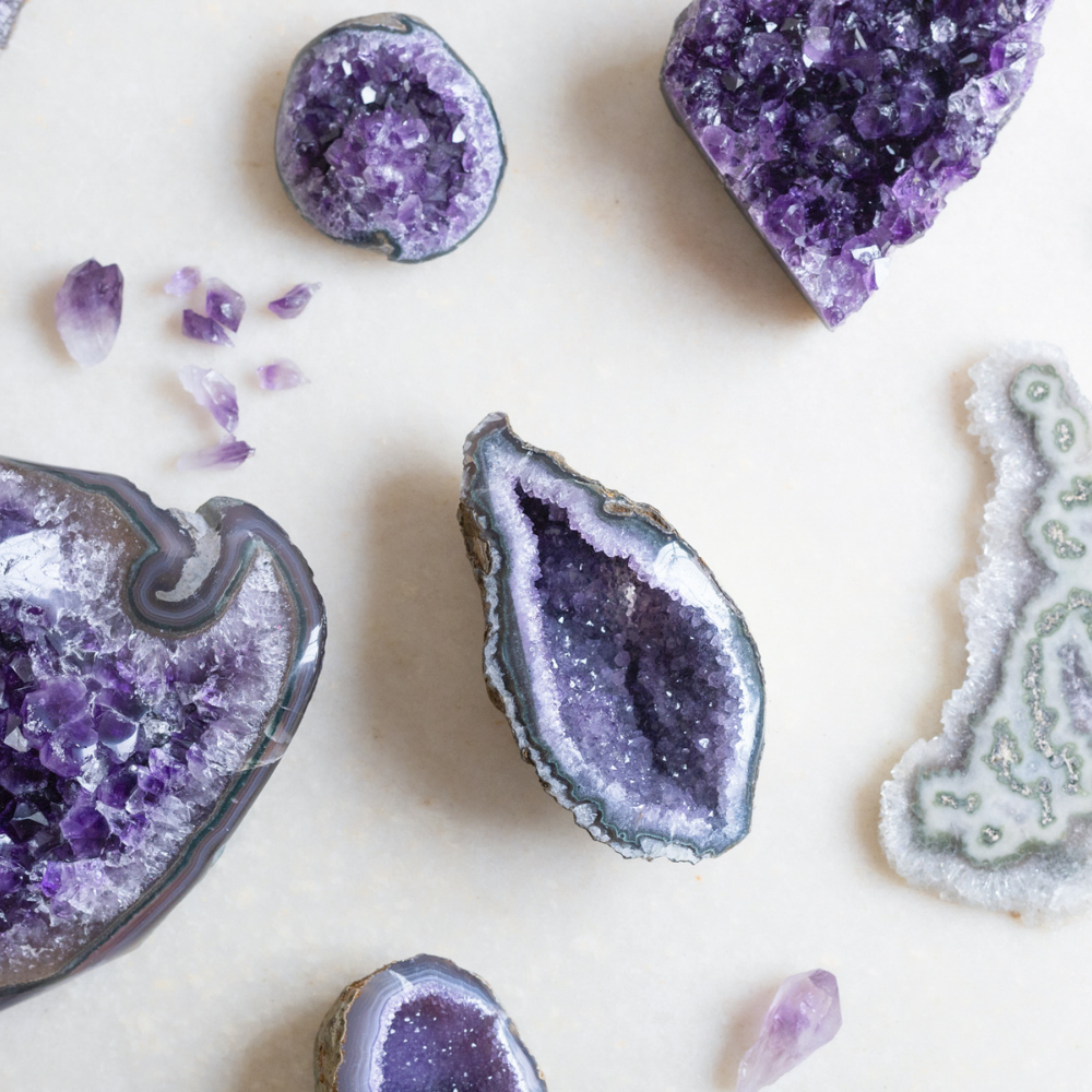 Polished or Raw: Choosing the Right Amethyst Stone for a Refined, Intentional Home
