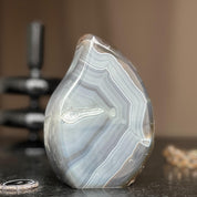 Amazing agate crystal flame for decoration, smooth edges crystal flame