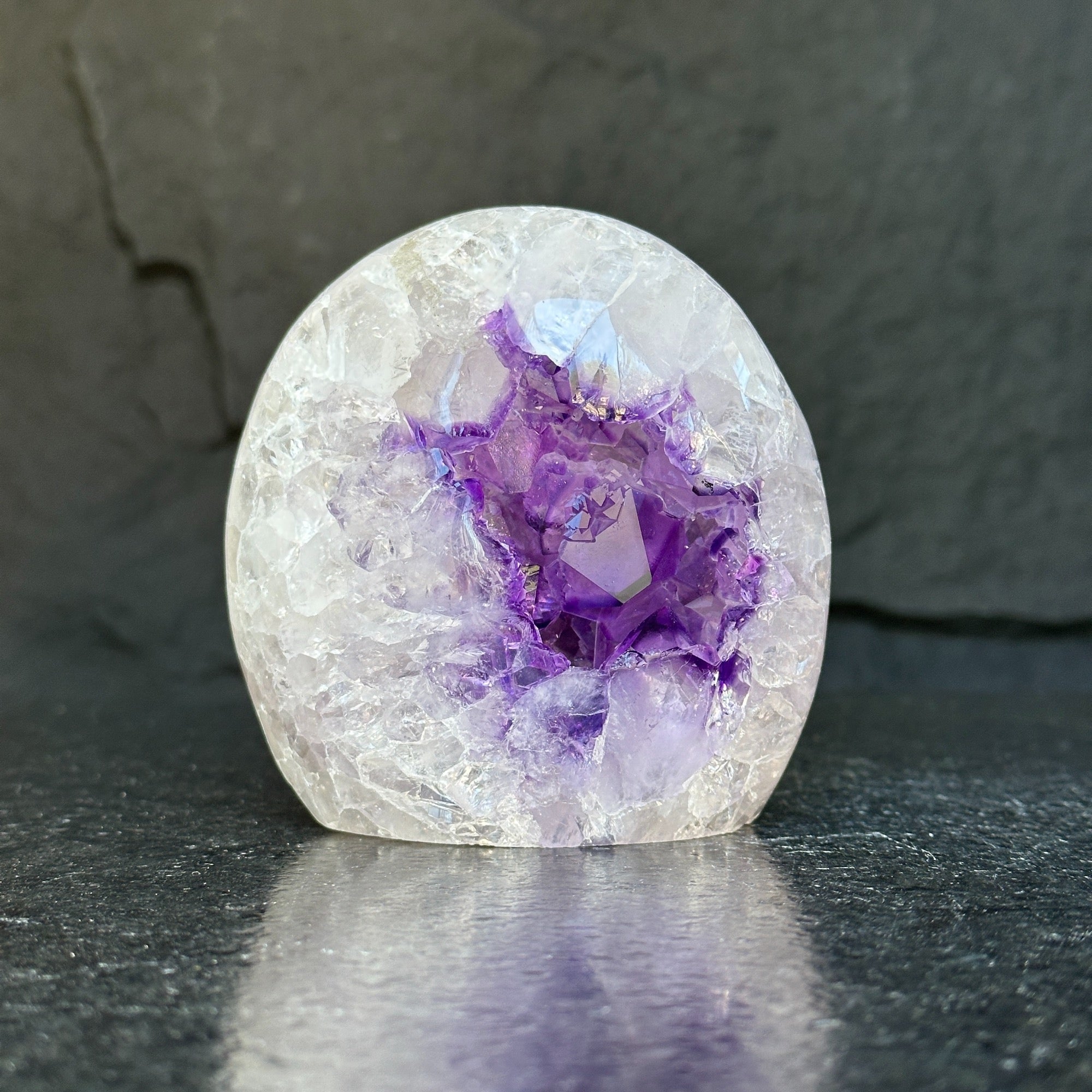 Amethyst Cave, Crystal Quartz Geode Stone, Natural Specimen Egg-Shaped