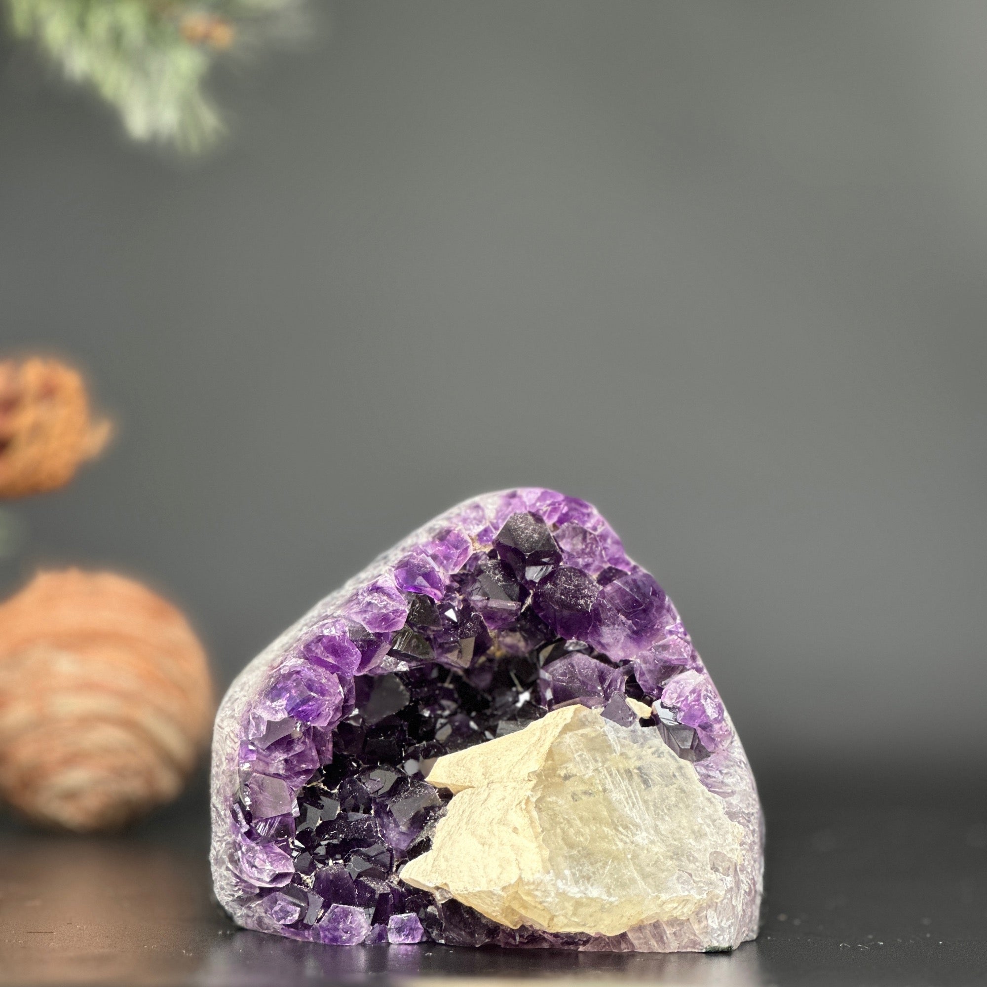 Large amethyst crystal geode for SALE
