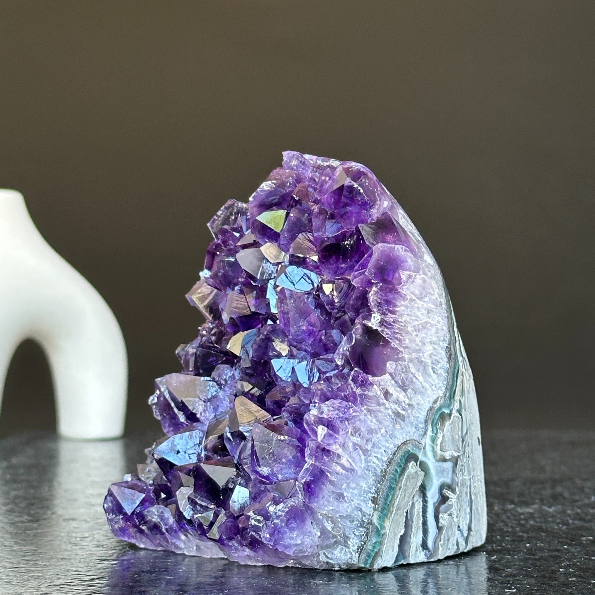 Amethyst raw stone, Cathedral amethyst, large crystal cluster