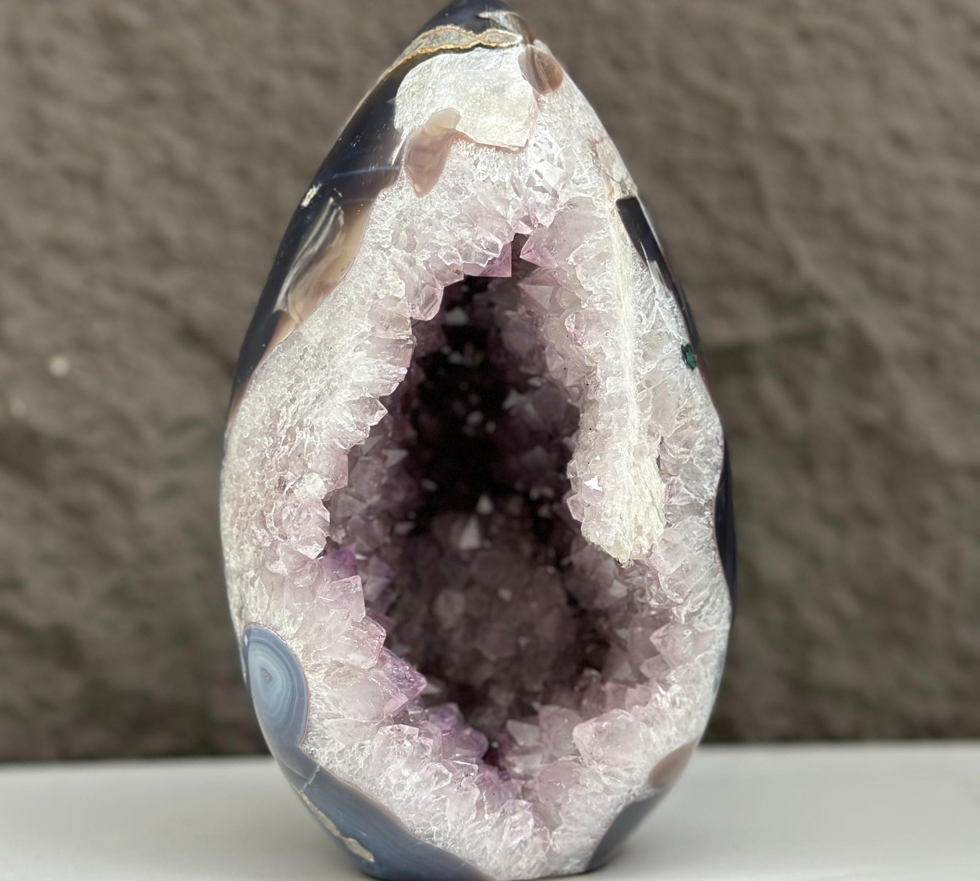 Agate_Amethyst_Quartz_Crystal_Egg_Cave_8191789072537_1.jpg