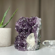Top Grade Amethyst Geode 4 Lb (1.8 Kg) and 5 inches Tall
