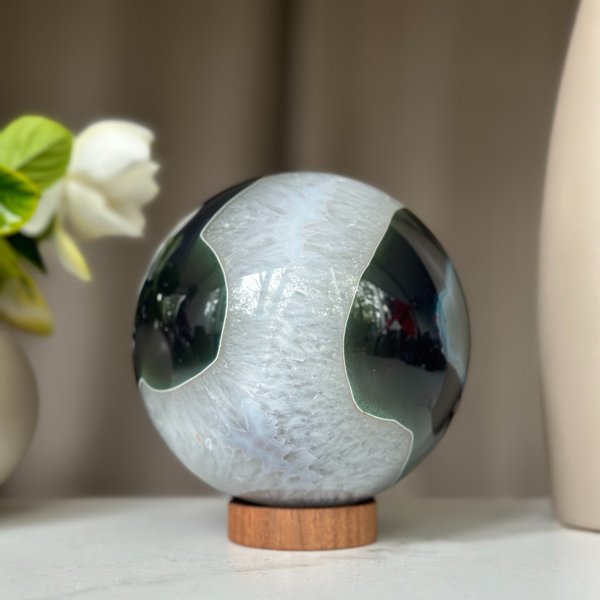Top grade amethyst sphere, Geode sphere, Druzy sphere, amethyst and agate ball