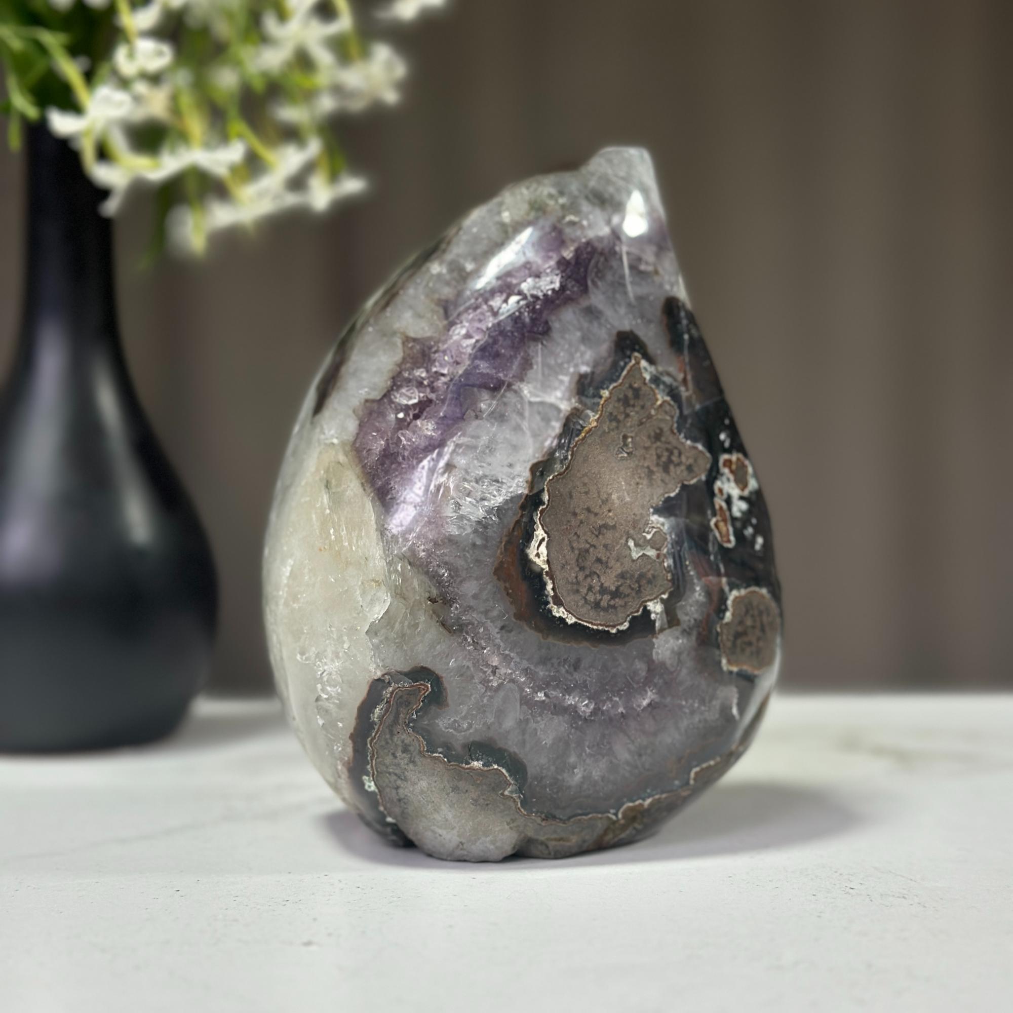 Amethyst and agate Stone Flame, Healing Crystals, Unique Amethyst Flame Carving