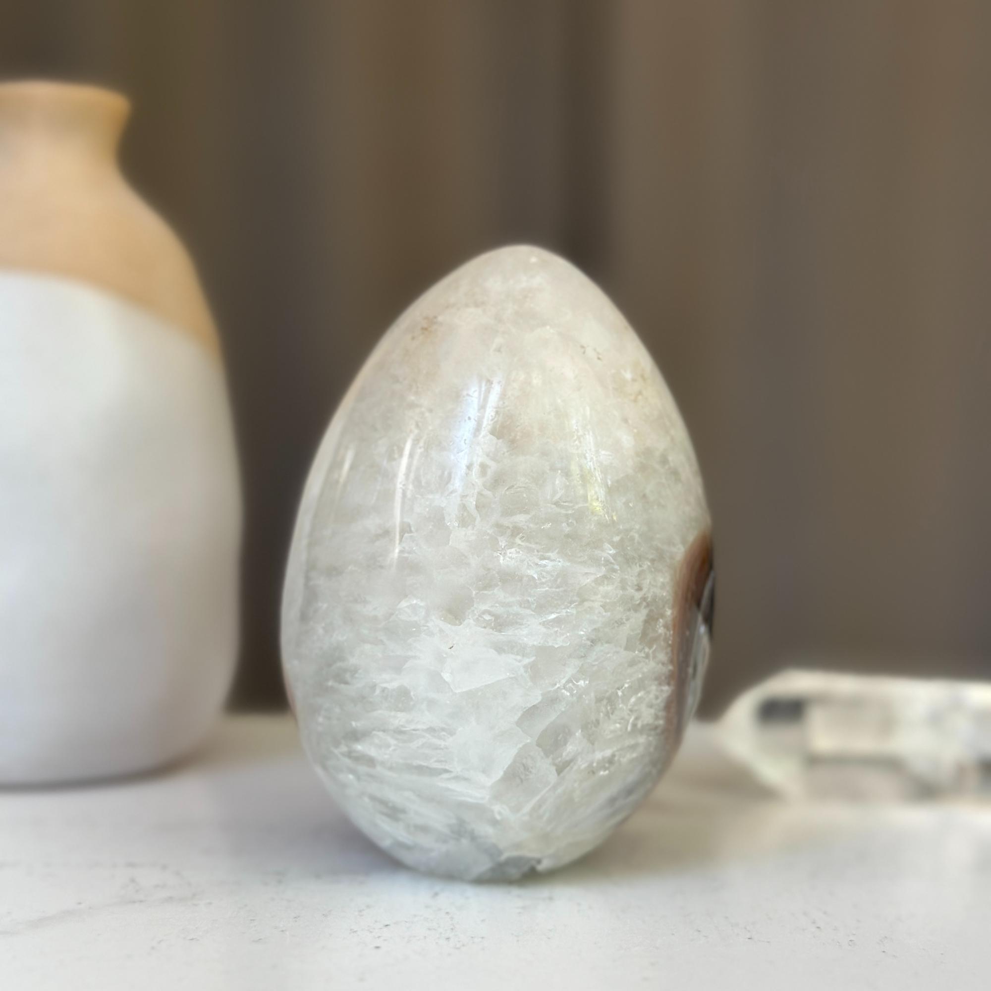 Clear Quartz Crystal Egg, Agate and quartz piece, Natural cave shaped polished agate stone, white agate geode
