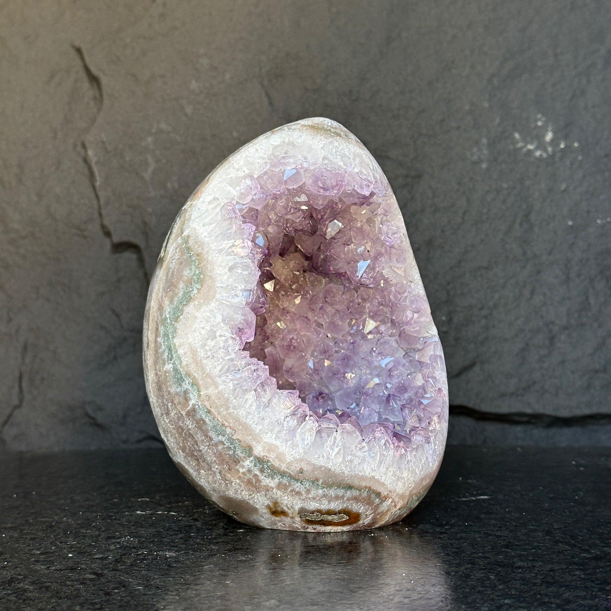 Quartz, Amethyst and Agate Stone Egg, full of colors, just for collectors, 7.5 Lb Oval Full polished Crystal