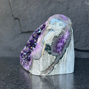Amethyst and agate geode, amethyst crystal geode