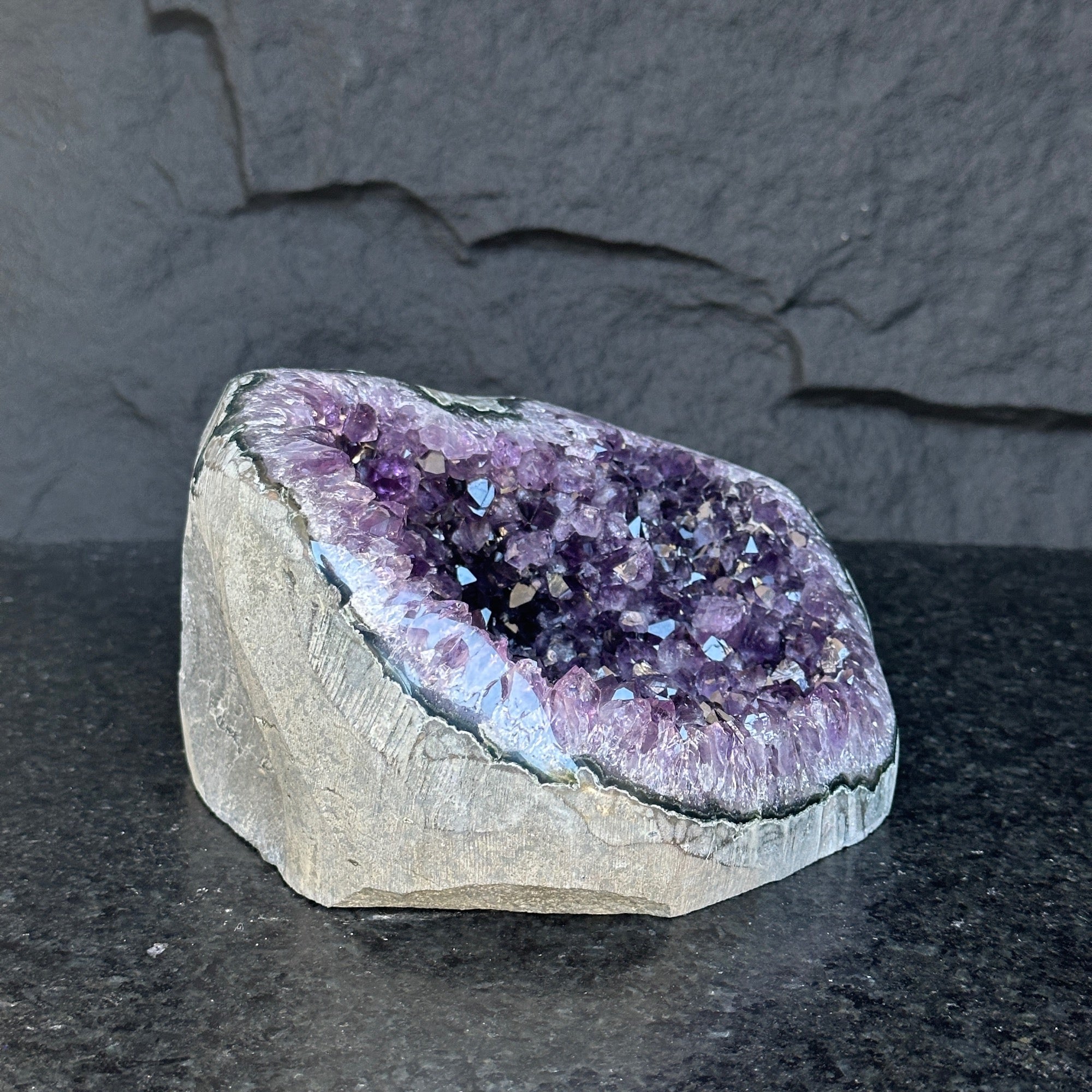 Unique Premium quality Amethyst, Geode cave amethyst 7 inches