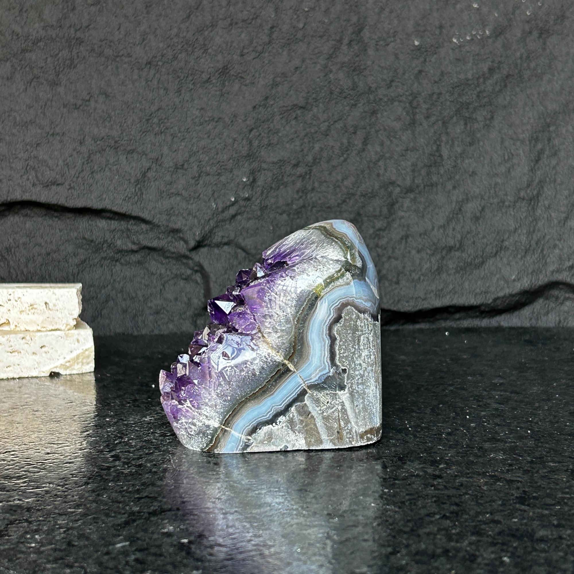 Amethyst cathedral geode, Amethyst self standing, Real amethyst