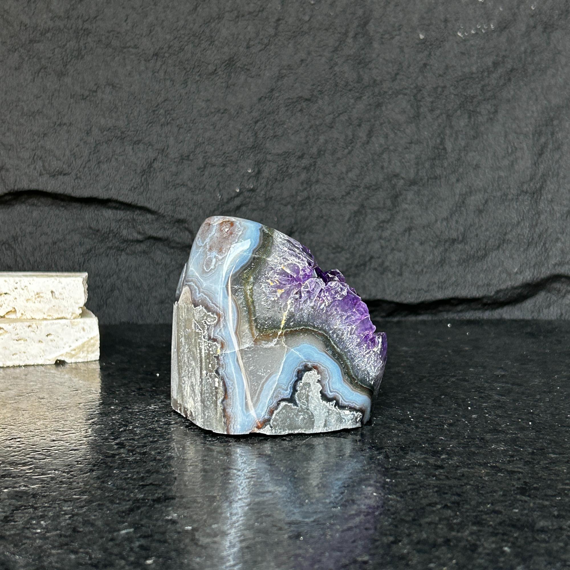 Amethyst cathedral geode, Amethyst self standing, Real amethyst