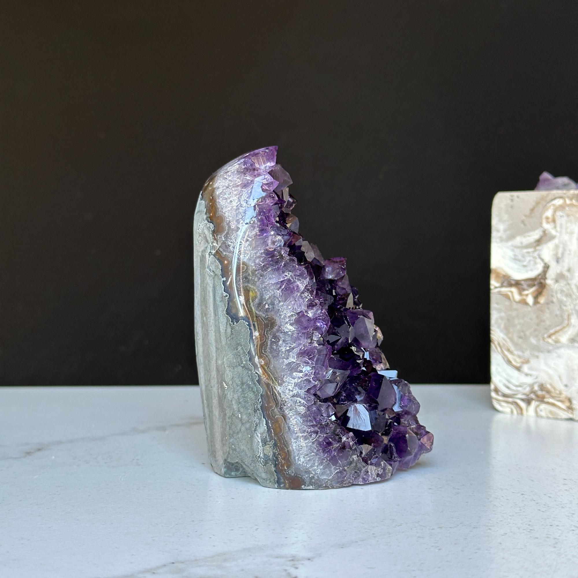 Large Amethyst geode, Unique crystal cluster with Agate formations
