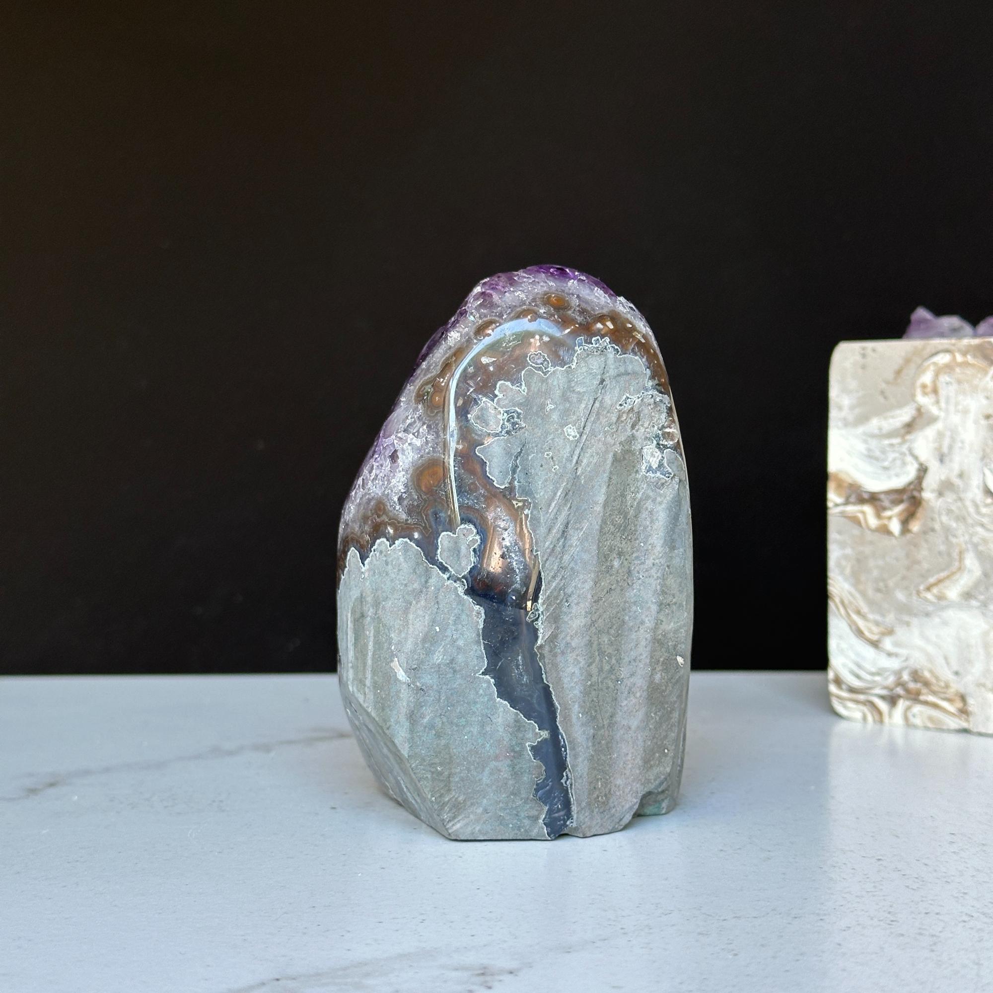 Large Amethyst geode, Unique crystal cluster with Agate formations