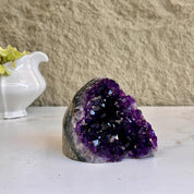 Large crystals Amethyst geode with Agate formations