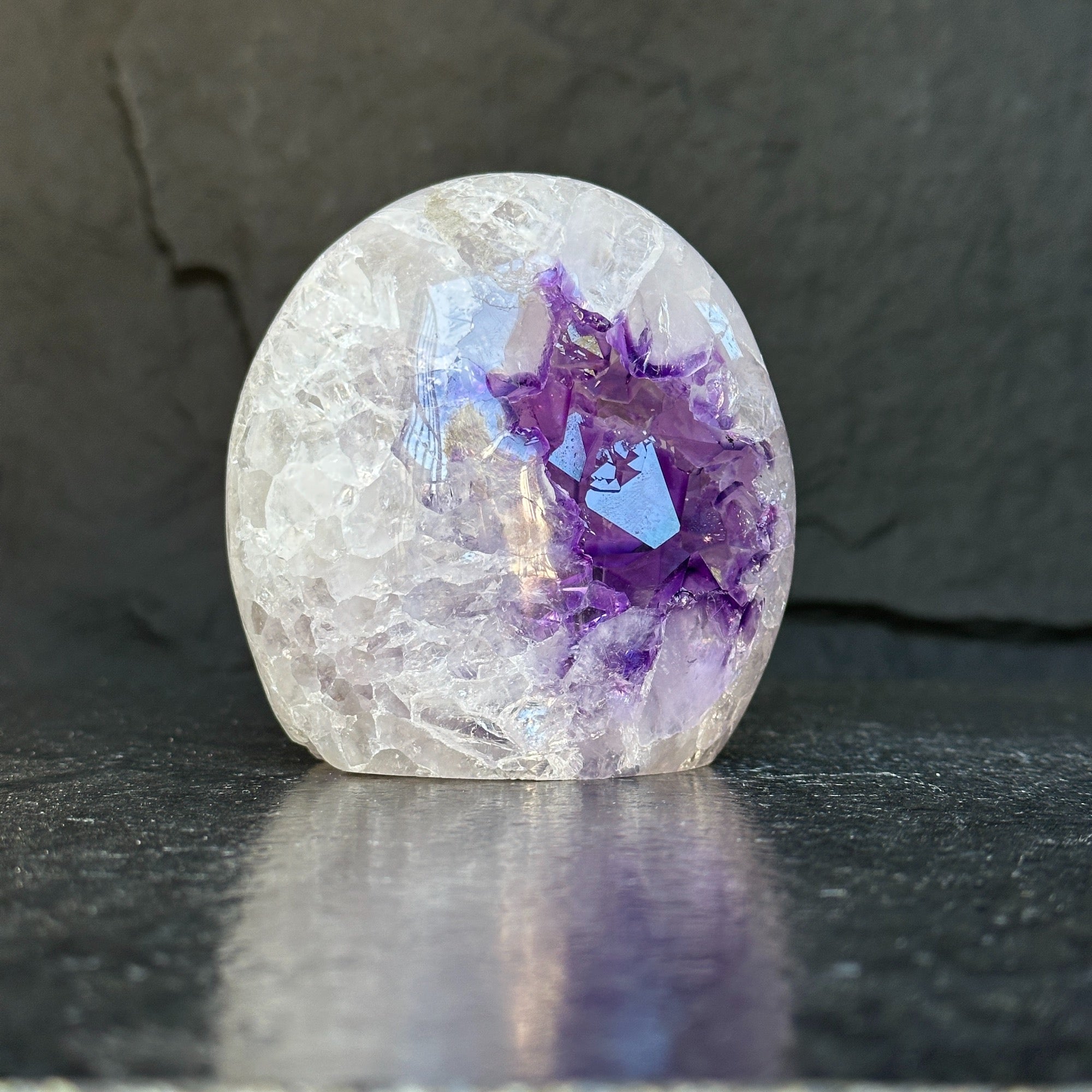 Amethyst Cave, Crystal Quartz Geode Stone, Natural Specimen Egg-Shaped