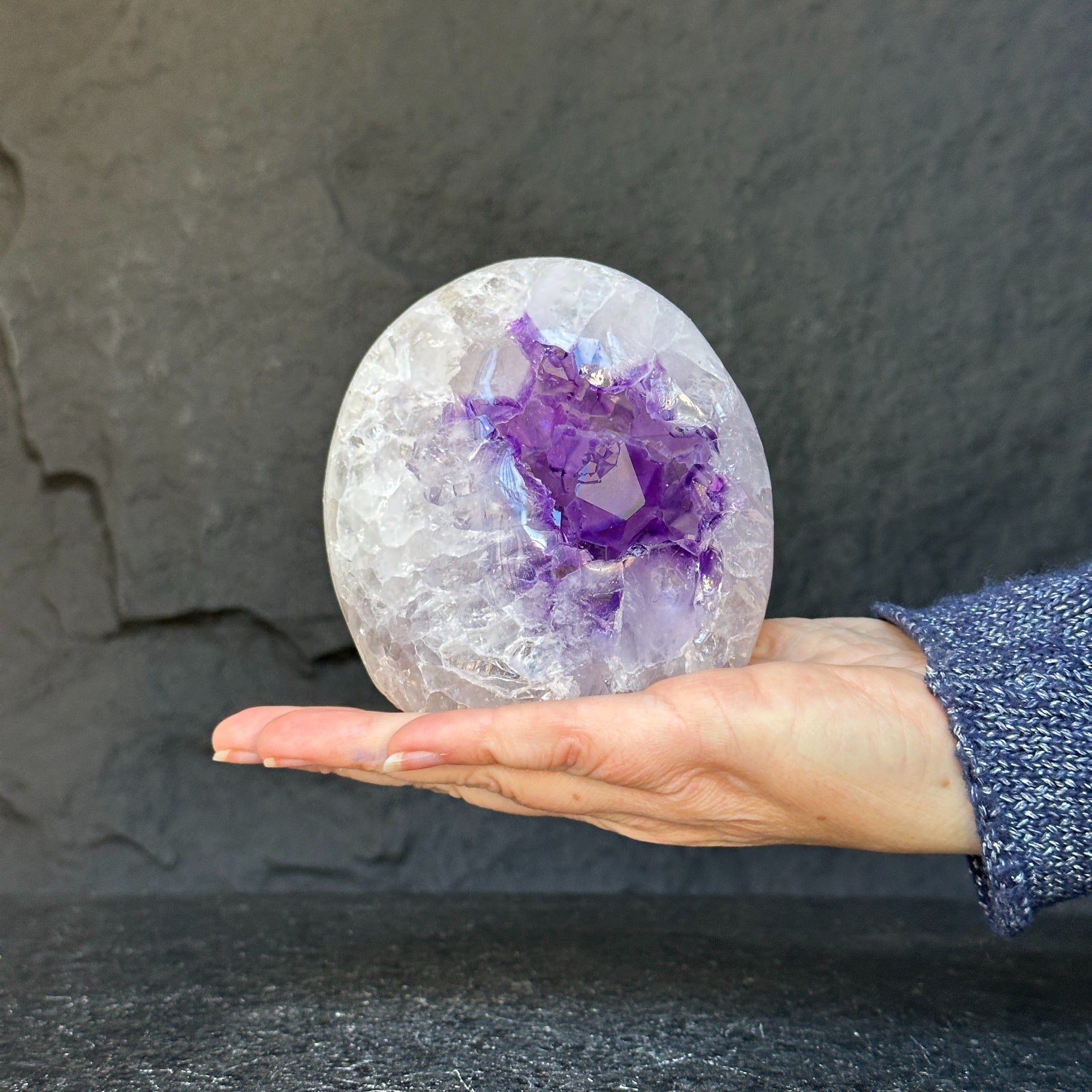Amethyst Cave, Crystal Quartz Geode Stone, Natural Specimen Egg-Shaped