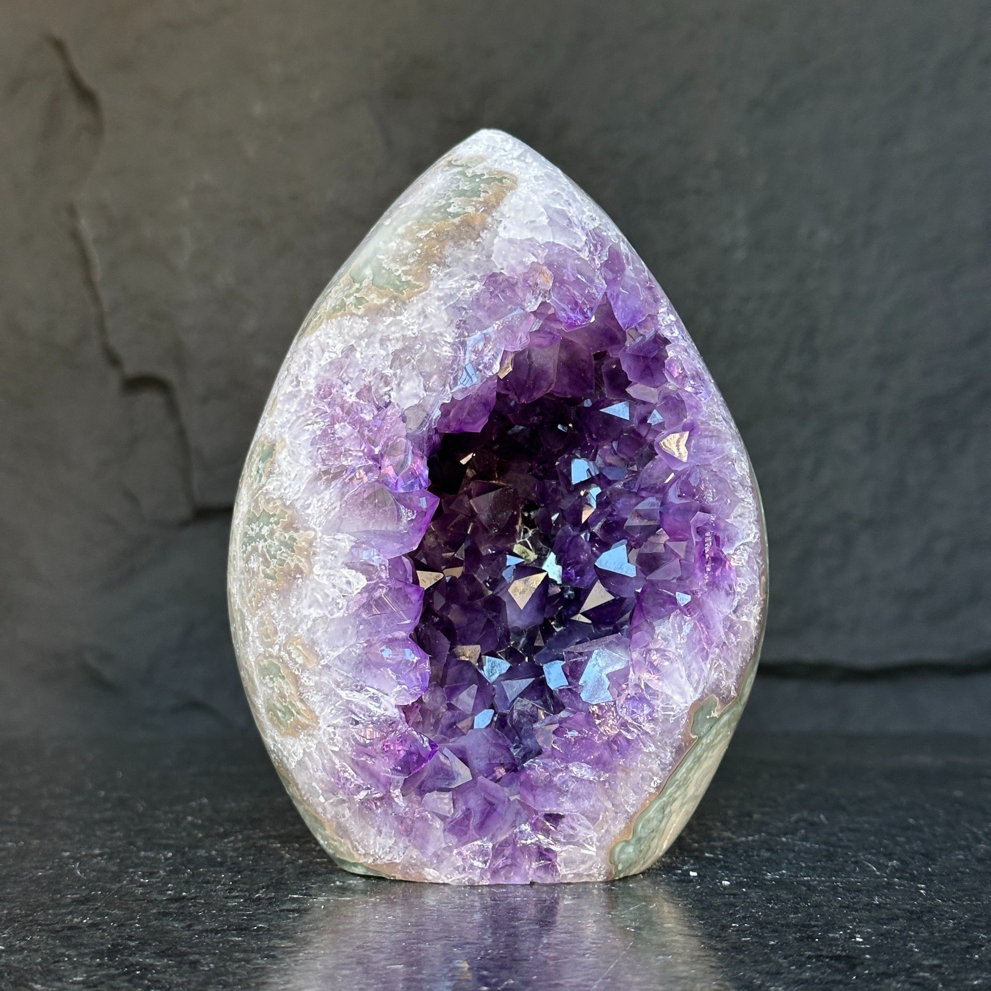 Outstanding Natural Amethyst Crystal Geode, Amethyst Egg for collectors