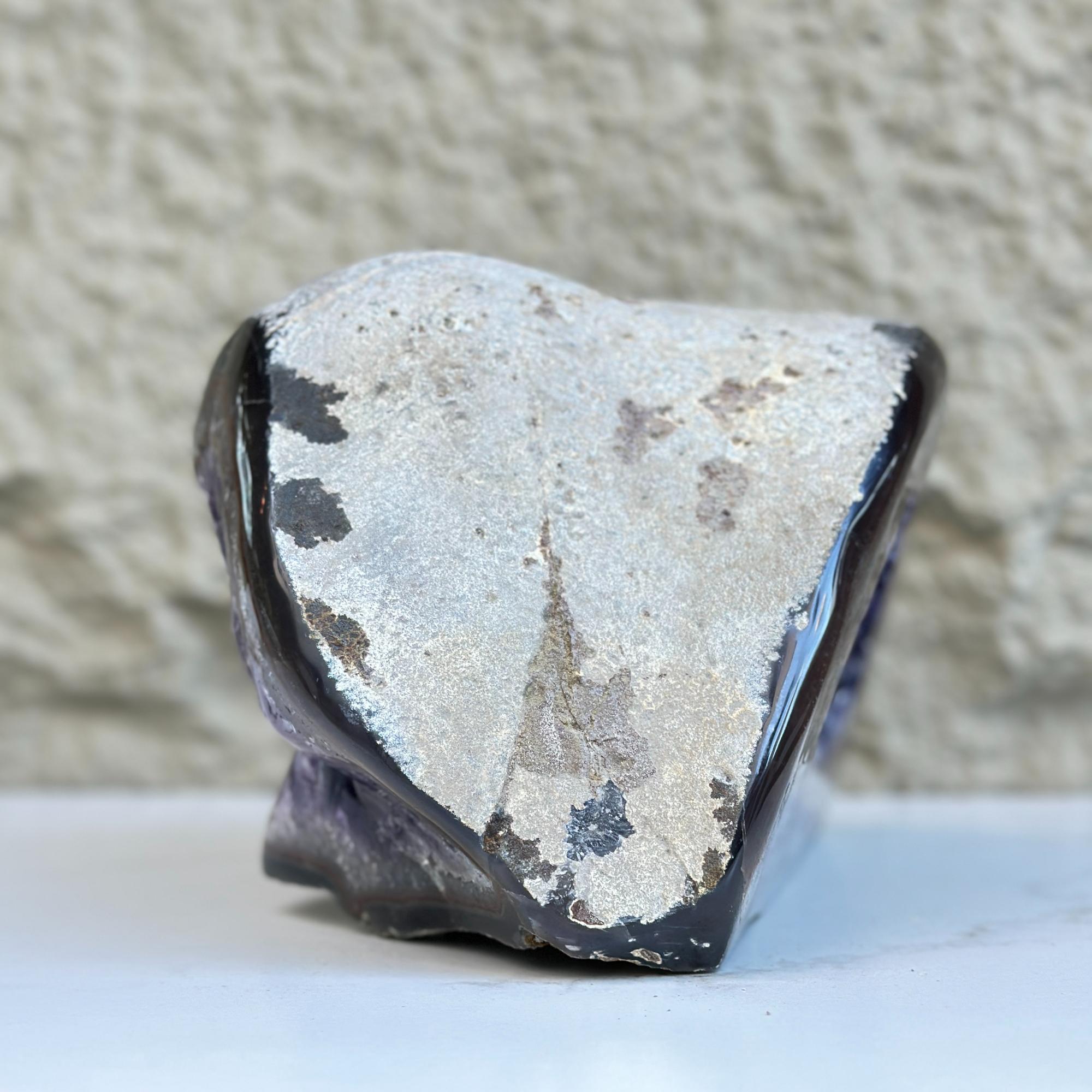 Superb Crystal Geode, Large Cave, Amethyst Crystal for collectors, 8 in Tall Full polished stone, Stunning decor AAA Crystal