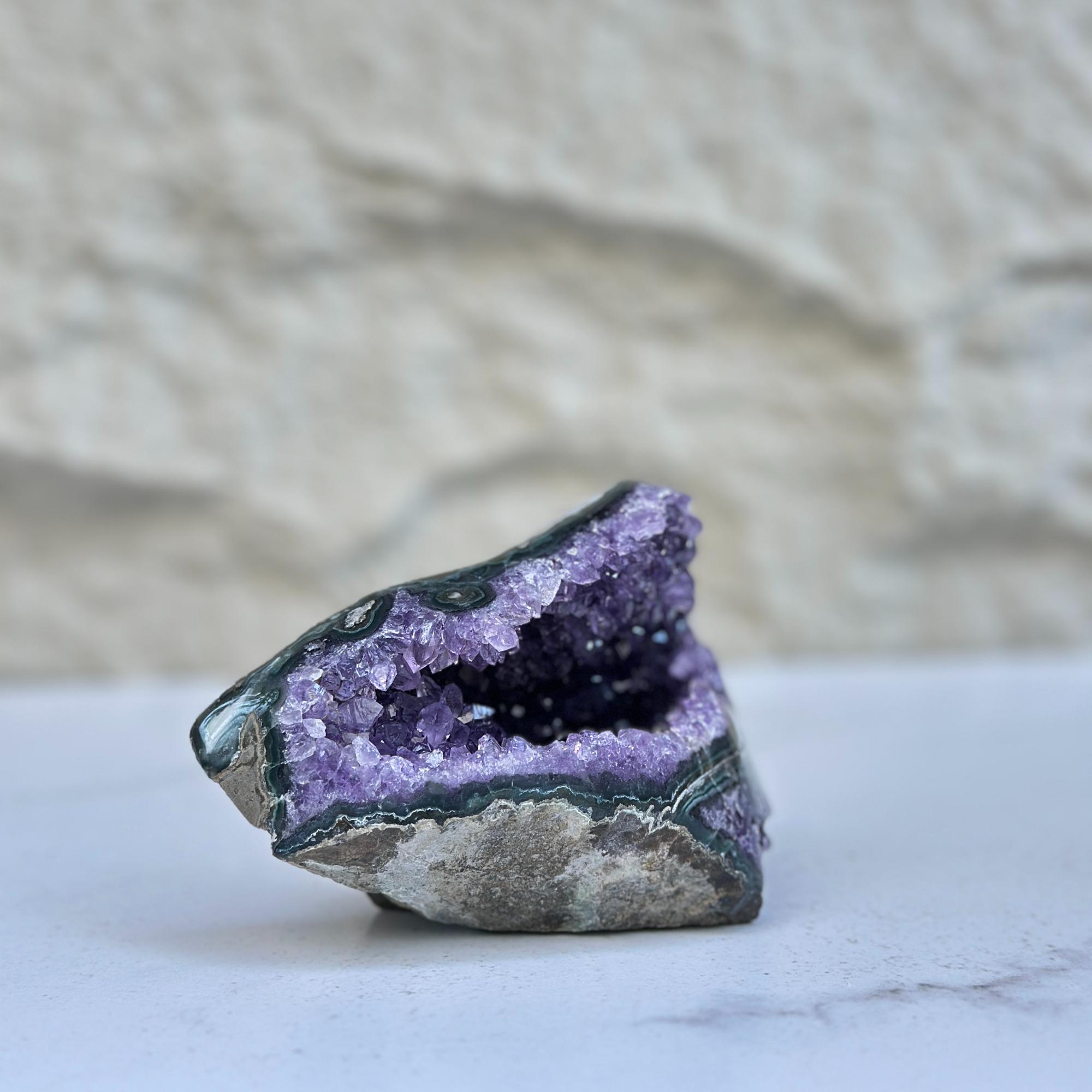 Amethyst geode, extra quality amethyst