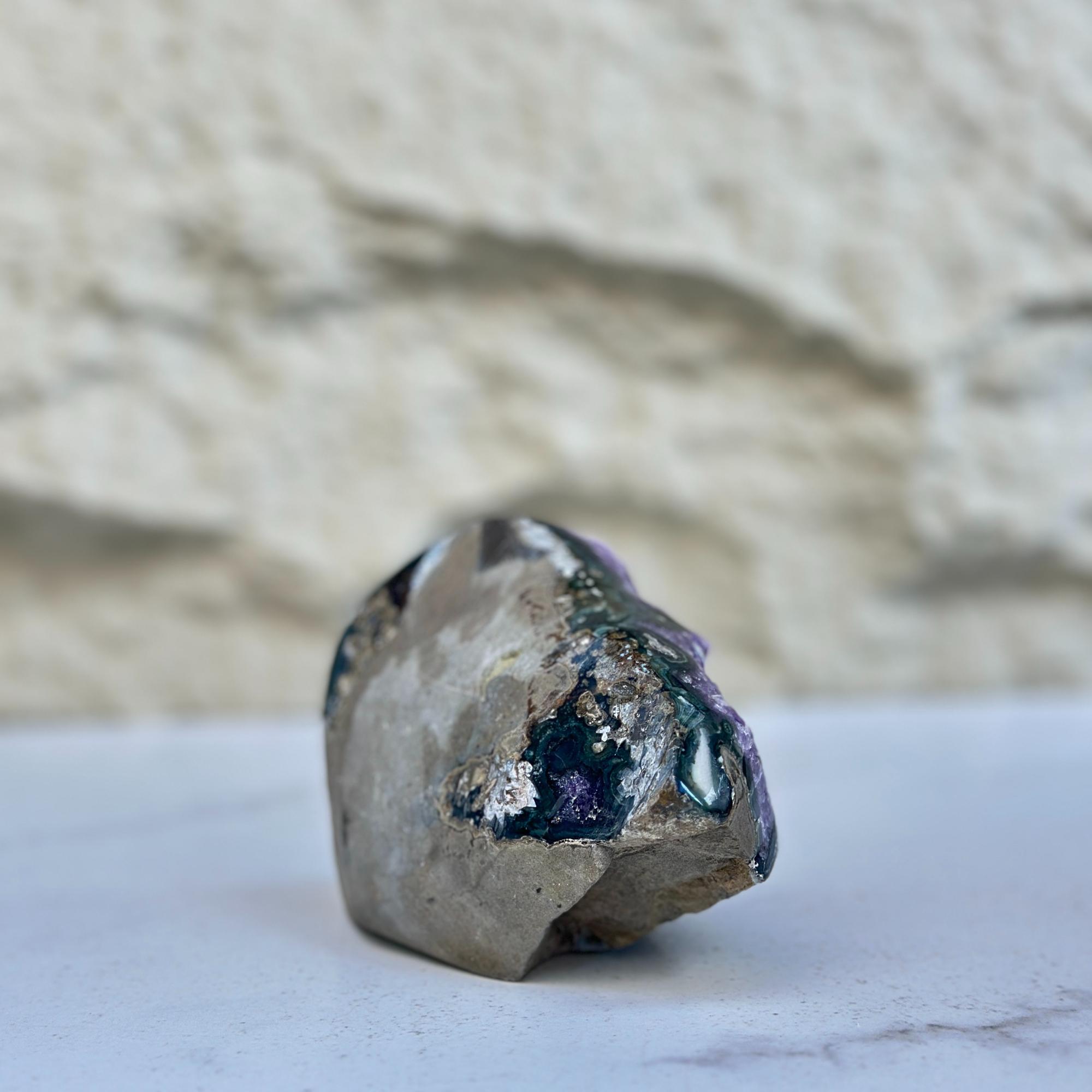 Amethyst geode, extra quality amethyst