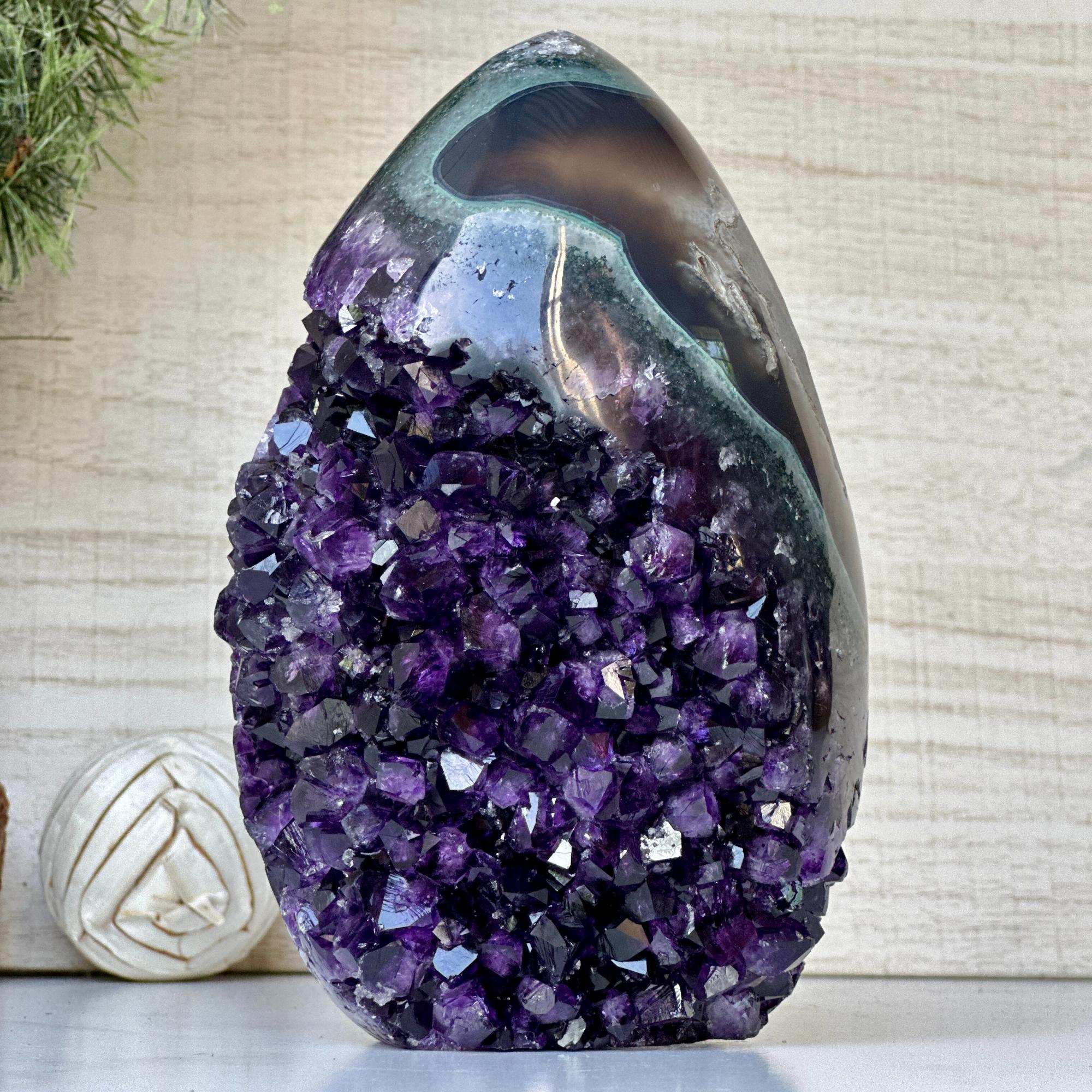 Amethyst geode, Unique egg shaped amethyst cluster with agate edges