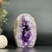 Amethyst geode, Unique egg shaped amethyst cluster with agate edges