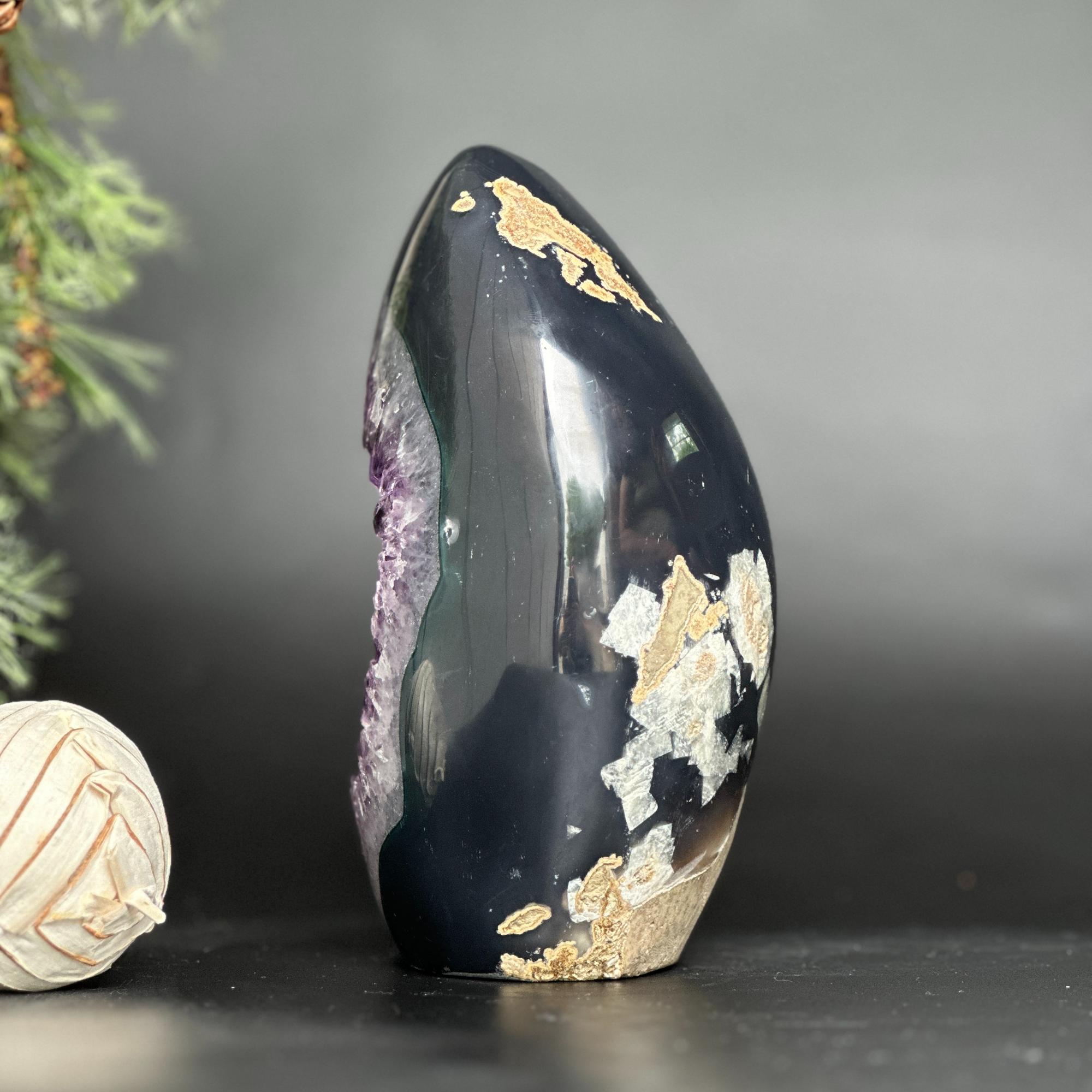 Extra Large Amethyst Geode Cave, Oval shaped Full polished stone, Stunning decor piece, Giant Crystal