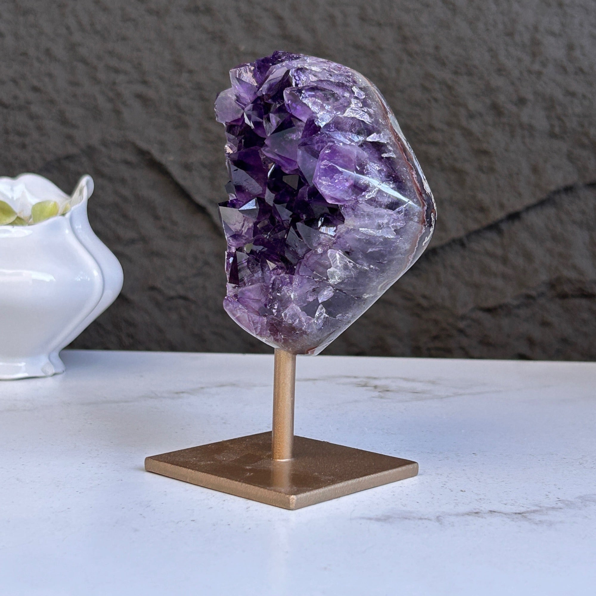 Amethyst geode, genuine amethyst