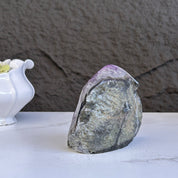 Amethyst geode with Agate formations