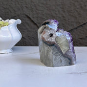 Large crystals Amethyst geode with Agate formations