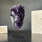 Superb Crystal Geode, Large Cave, Amethyst Crystal for collectors, 9 in Tall Full polished stone, Stunning decor AAA Crystal