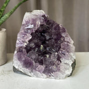 AMETHYST stone geode, Beautiful natural amethyst with agate formations, Top grade Uruguayan amethyst, Large crystals amethyst