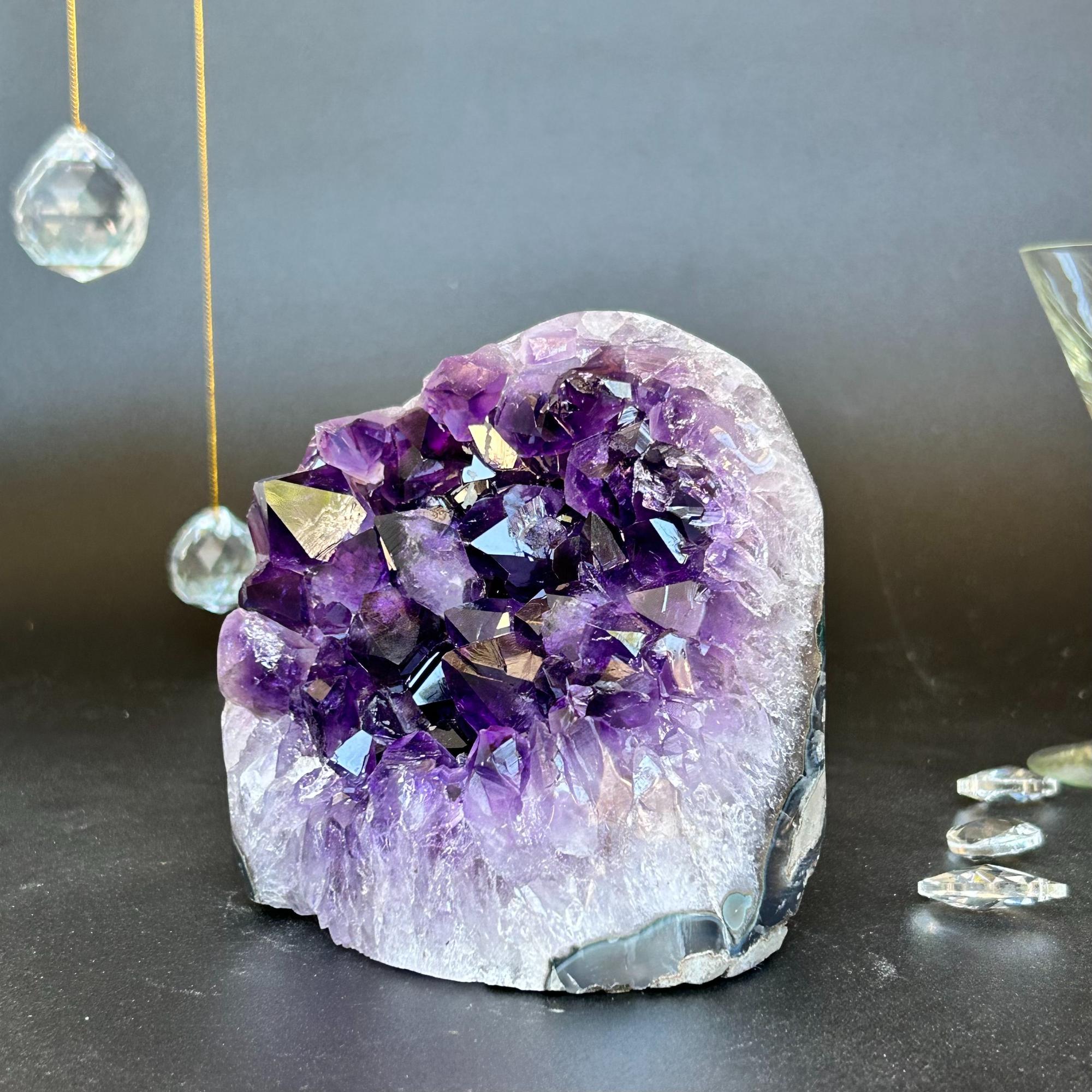 Amethyst Cut Base Crystal, Quartz Geodes, AAA Grade, Amethyst Free Standing Crystal