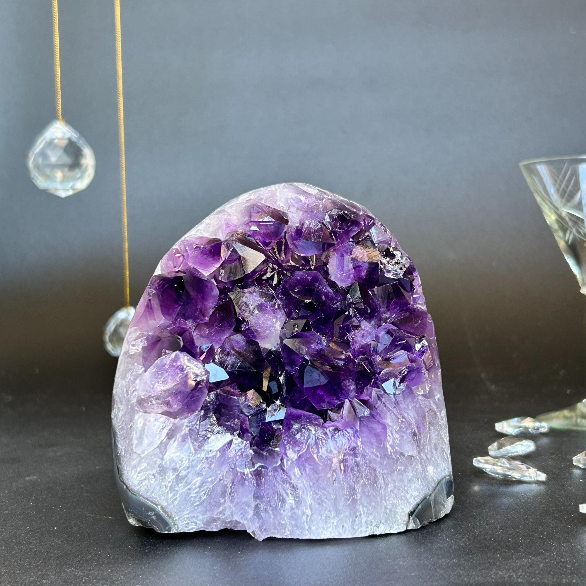 Amethyst Cut Base Crystal, Quartz Geodes, AAA Grade, Amethyst Free Standing Crystal