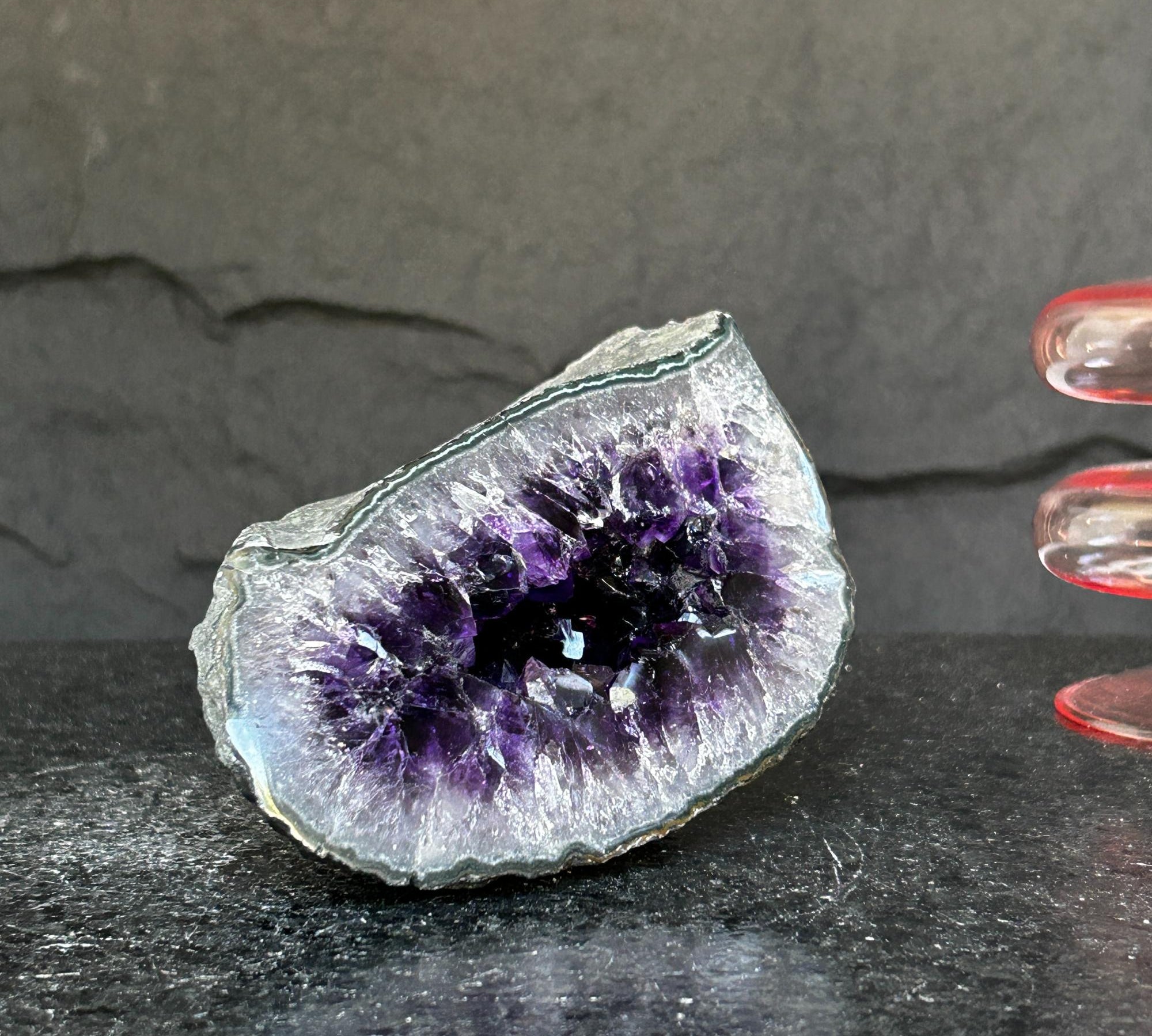 Large_crystal_amethyst_7494855950489_1.jpg