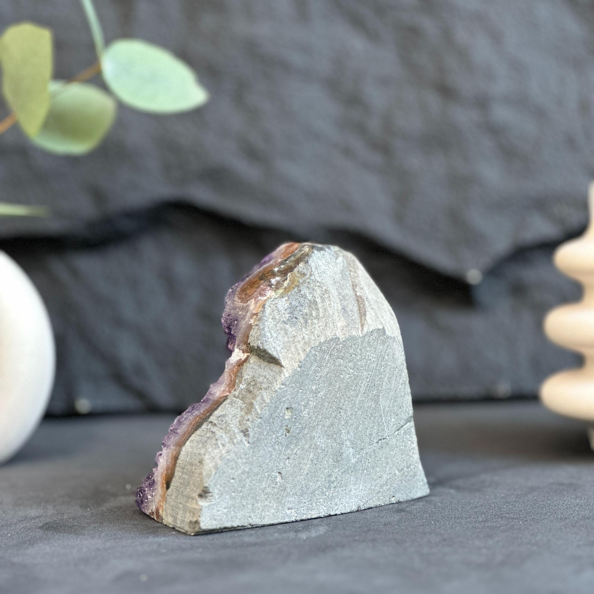 amethyst mother rock
