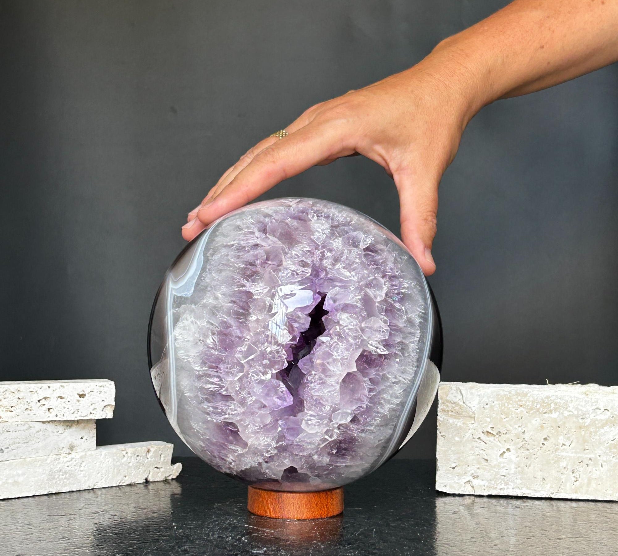 amethyst_sphere_1.jpg