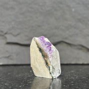 Large crystals amethyst geode