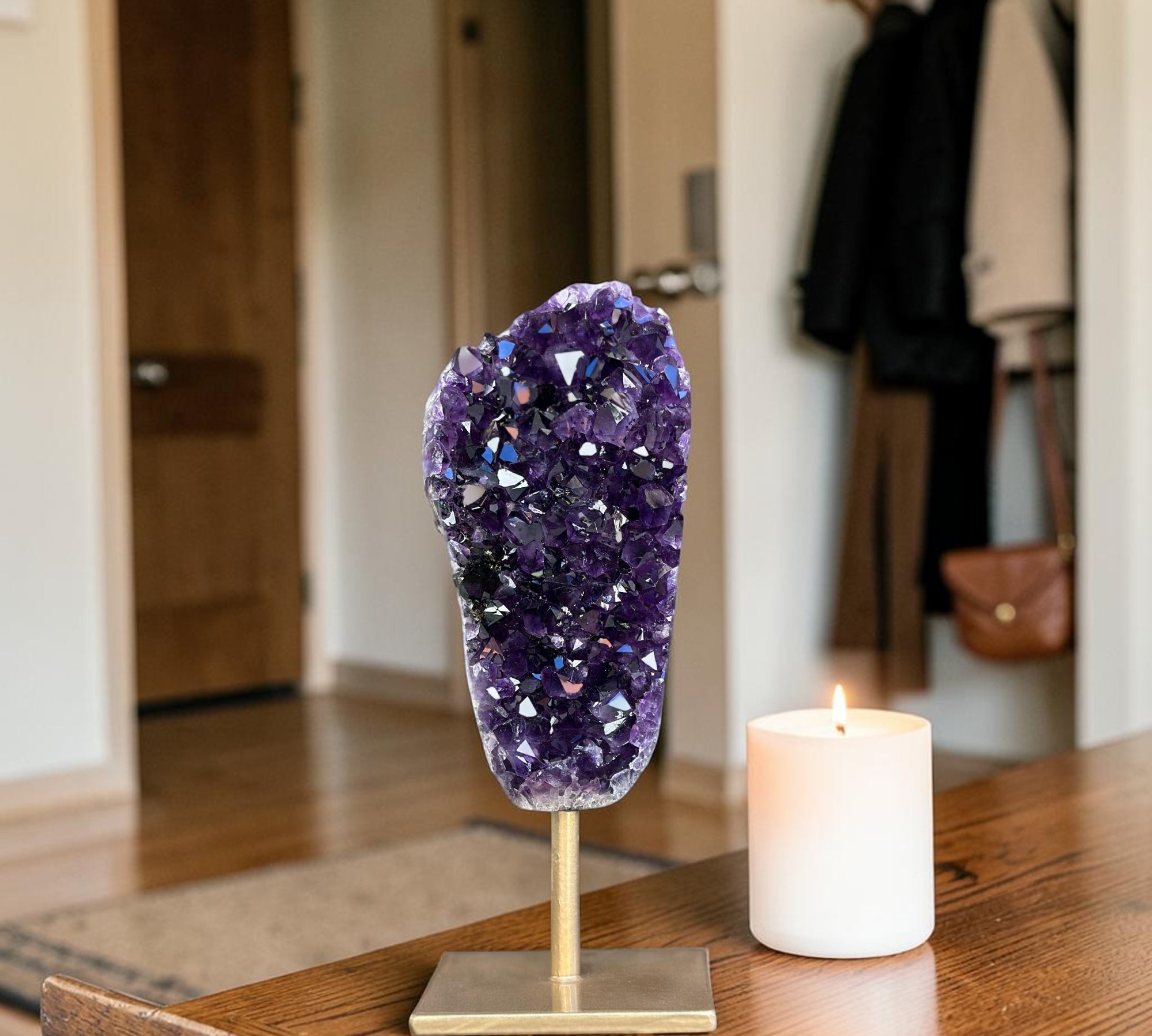amethyst with isplay for decor