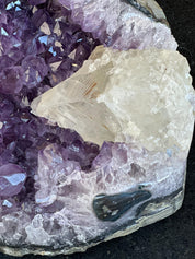 amethyst centerpiece with calcite