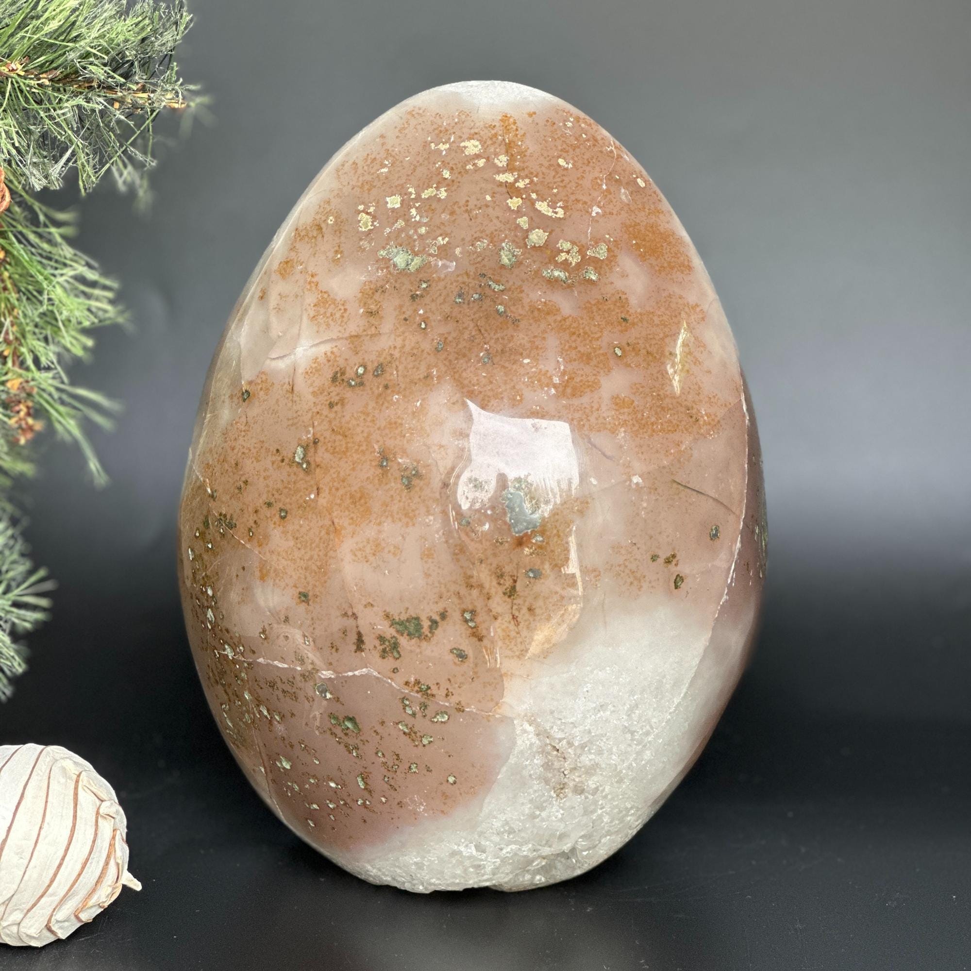 Extra Quality Amethyst Geode Cave, Natural Amethyst crystal