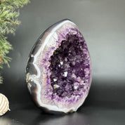 Extra Quality Amethyst Geode Cave, Natural Amethyst crystal