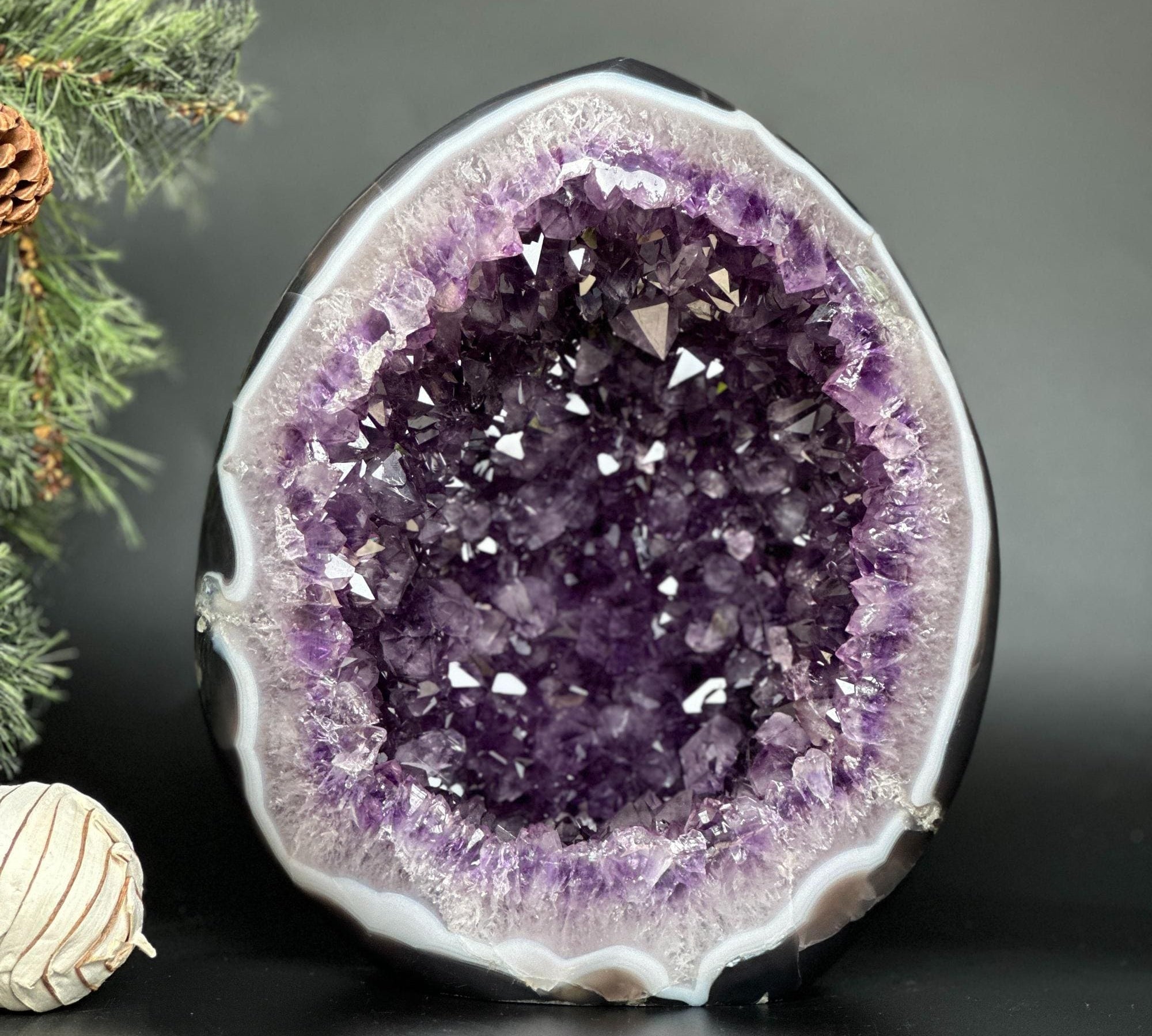 Extra Quality Amethyst Geode Cave, Natural Amethyst crystal