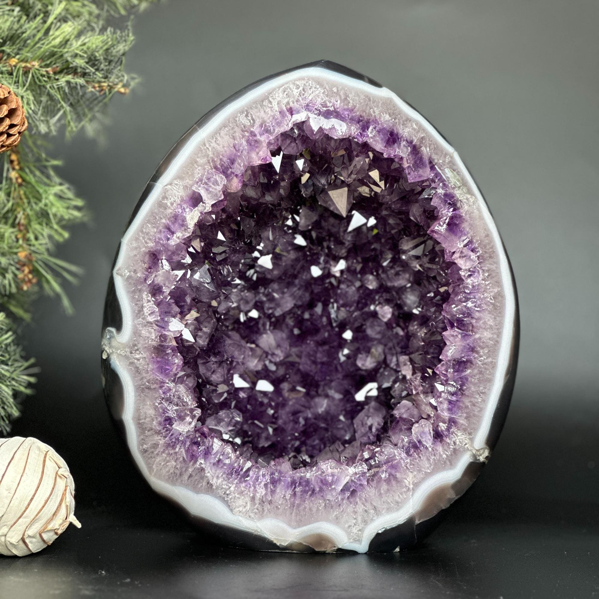 Extra Quality Amethyst Geode Cave, Natural Amethyst crystal