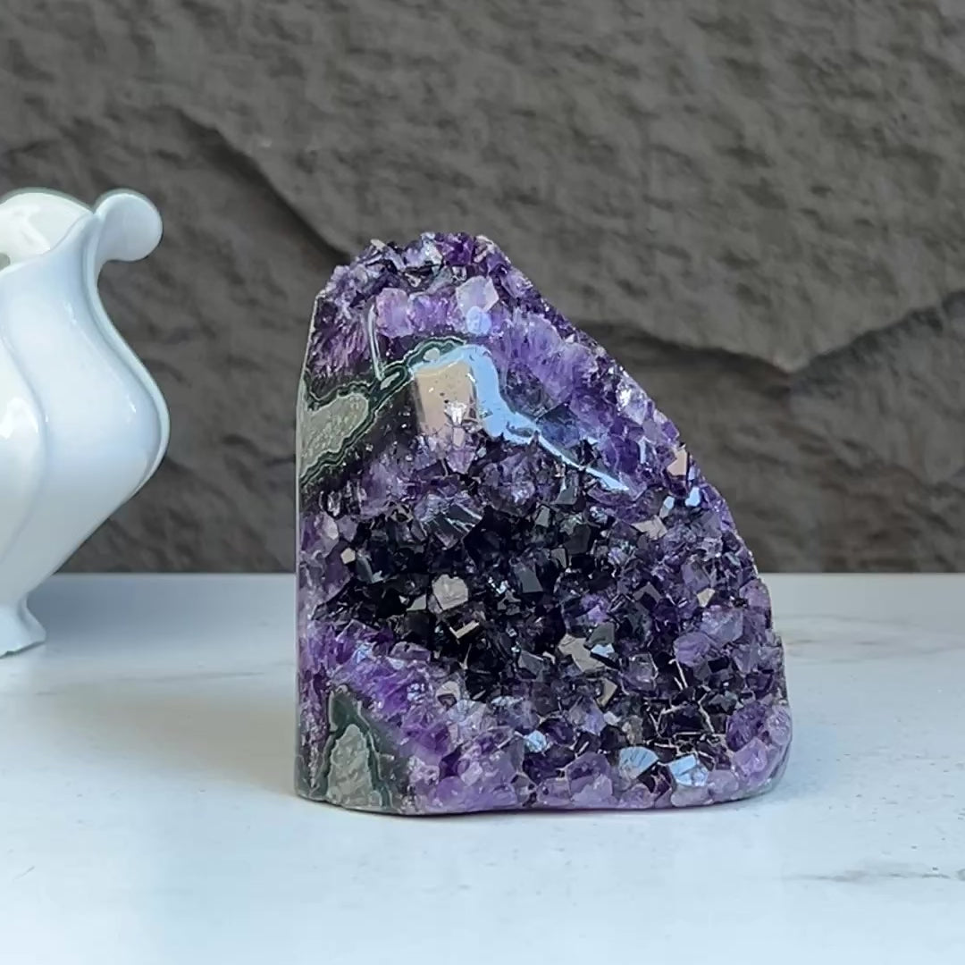 Large amethyst geode with FREE GIFT BOX, Mindfulness gift