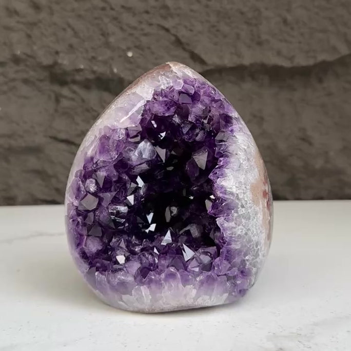Amethyst Cut Base Crystal, Quartz Geodes, AAA Grade, Amethyst Free Standing Crystal